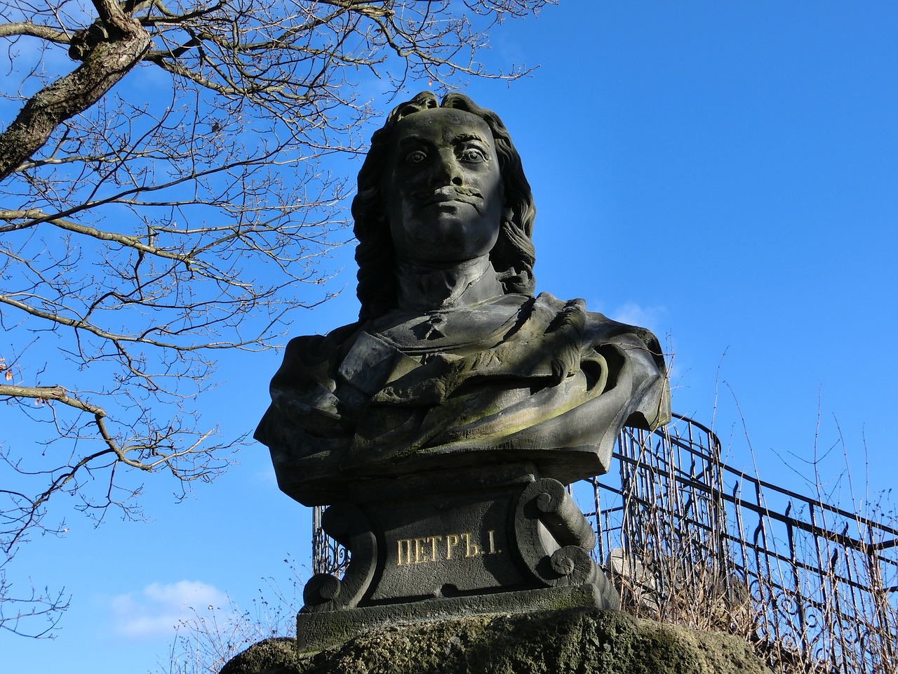 Elizabeth I: The Virgin Queen